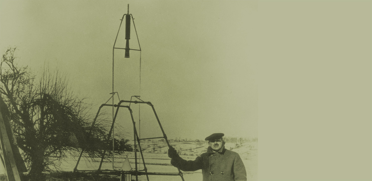 A Century Ago: Goddard's Rocket Reaches for the Stars