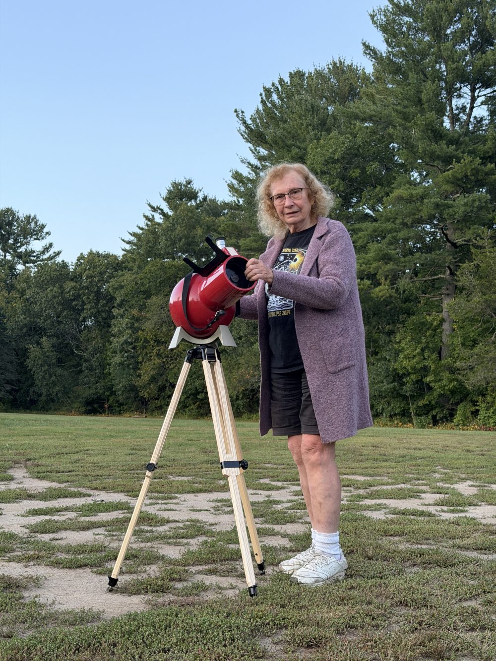 Francine Jackson sets up her Astroscan telescope